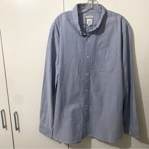 Gap long sleeve button up shirt